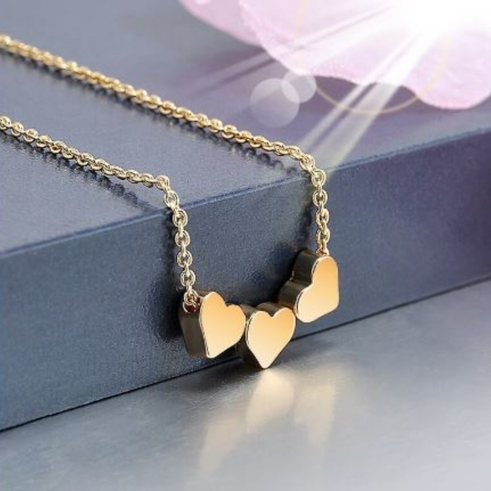💎2 for $25💎 Dainty 3 Hearts Necklace GOLD
